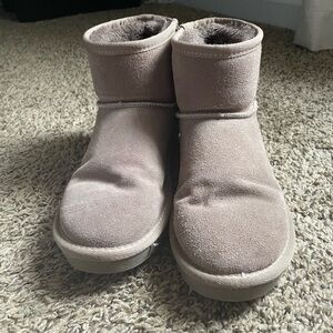 Cushionaire Boots Size 7.5